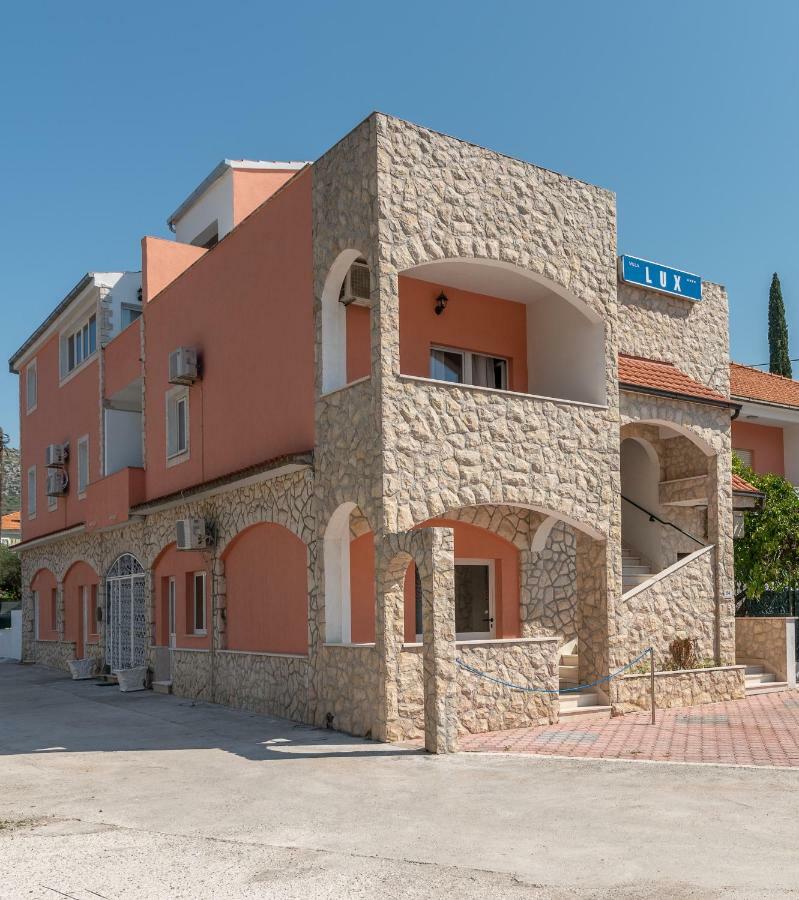 Villa Lux Trogir Buitenkant foto